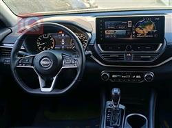 نيسان ألتيما